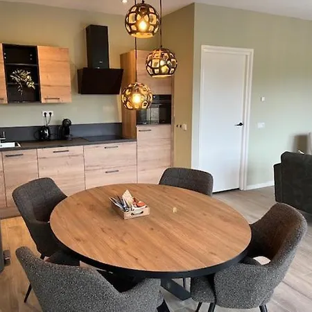 Bij Broeders Vakantieappartmenten * Де-Мур