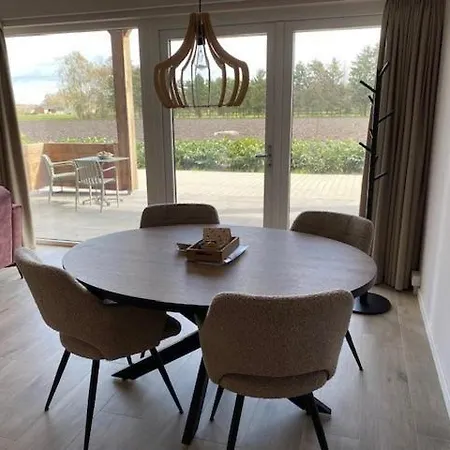 Bij Broeders Vakantieappartmenten Lägenhet